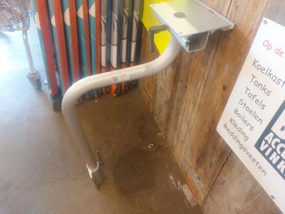 Tafelonderstel wandmontage (Zwaardvis), Watersport en Boten, Bootonderdelen, Gebruikt