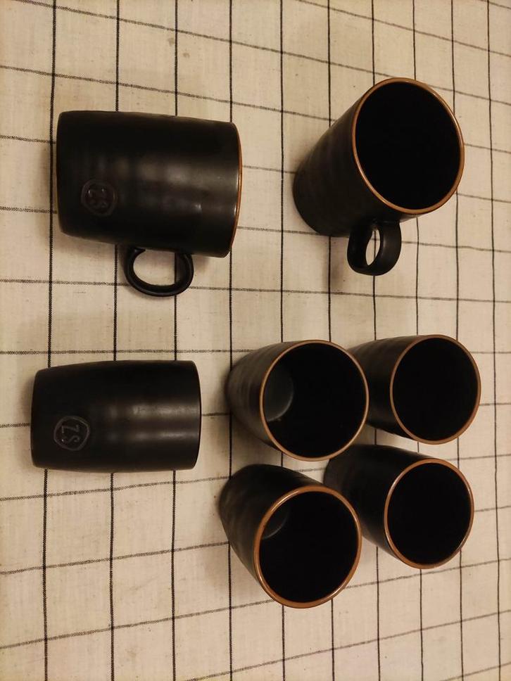 Zusss Koffie/Thee bekers en Mokken - Set van 4 en 2, Huis en Inrichting, Keuken | Servies, Zo goed als nieuw, Kop(pen) en/of Schotel(s)