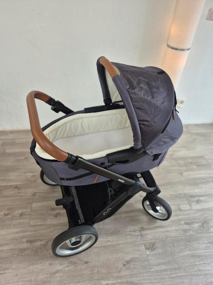 Mutsy Evo Urban Nomad - Kinderwagen & Reiswieg. Leather/grey, Kinderen en Baby's, Kinderwagens en Combinaties, Zo goed als nieuw