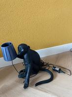 Zwarte lamp aap, Huis en Inrichting, Lampen | Tafellampen, Ophalen, Zo goed als nieuw, Overige materialen, Minder dan 50 cm