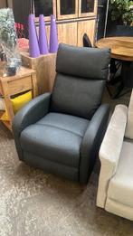 Handmatige relax fauteuill (outlet), Ophalen, Nieuw