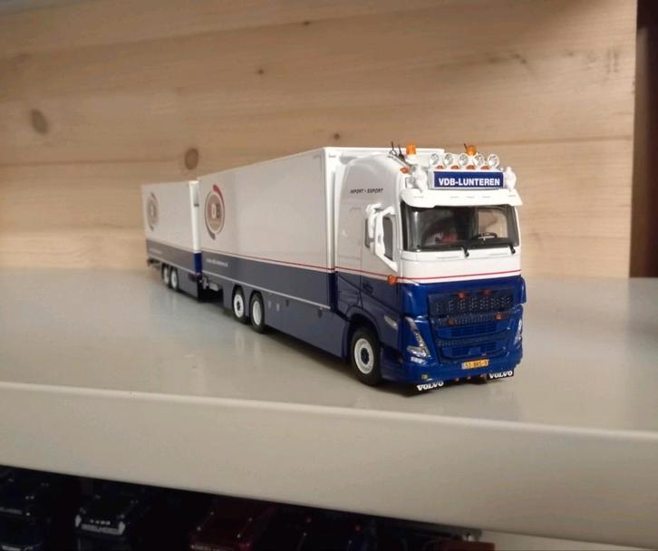 Volvo FH VDB Lunteren combinatie WSI, Hobby en Vrije tijd, Modelauto's | 1:50, Nieuw, Bus of Vrachtwagen, Wsi, Ophalen of Verzenden