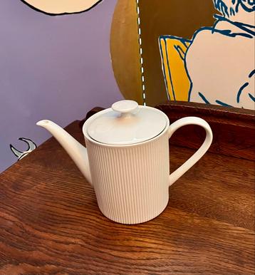 Koffiepot van het merk Arzberg  beschikbaar voor biedingen