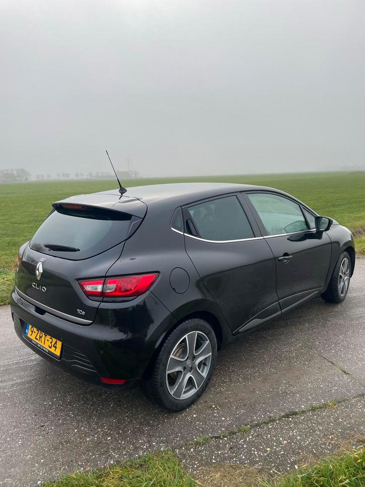 Renault Clio 0.9 TCE 66KW 5-DRS 2015 Zwart, Auto's, Renault, Particulier, Clio, ABS, Airbags, Airconditioning, Alarm, Bluetooth
