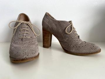 SACHA schoenen, maat 40 beschikbaar voor biedingen