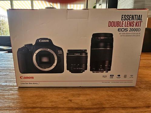 Zo goed als nieuw. Canon EOS 2000D dual lens kit, Audio, Tv en Foto, Fotocamera's Digitaal, Zo goed als nieuw, Spiegelreflex, Canon