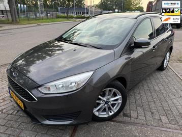 Ford Focus Wagon 1.0 TREND EDITION NAVI CLIMA NAP ZEER NETJE beschikbaar voor biedingen