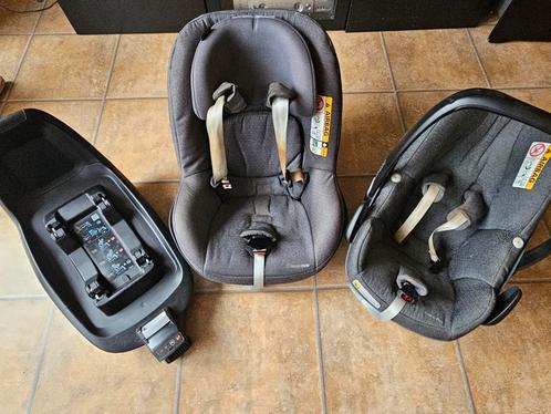 Maxi Cosi Isofix, Pebble Plus en Pearl, Kinderen en Baby's, Autostoeltjes, Zo goed als nieuw, Isofix, Ophalen