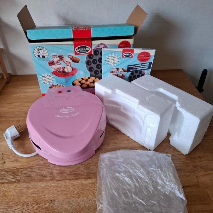 Cakepop maker inclusief toebehoren, Hobby en Vrije tijd, Taarten en Cupcakes maken, Zo goed als nieuw, Bakvorm, Cupcakes, Ophalen