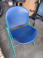 11 kantine stoelen / plastic stoelen met tafels, Vijf, Zes of meer stoelen, Blauw, Kunststof, Gebruikt