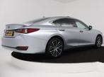 Lexus ES 300h Executive | Mark Levinson audio | Navigatie |, Gebruikt, 4 cilinders, 1655 kg, Leder en Stof
