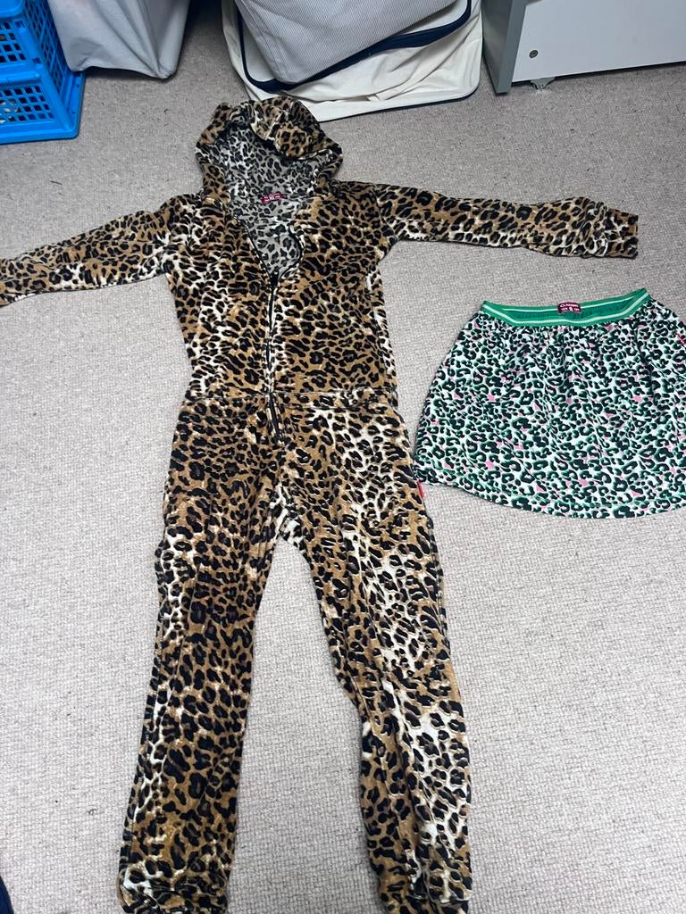 Claessens pyjama/ onesie . Lekker warm. Maat 140, Ophalen of Verzenden, Zo goed als nieuw, Jongen of Meisje, Nacht- of Onderkleding