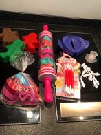 Bakspullen: Vormpjes, Roller, Mesjes - Koekjes & Cake, Ophalen of Verzenden, Gebruikt