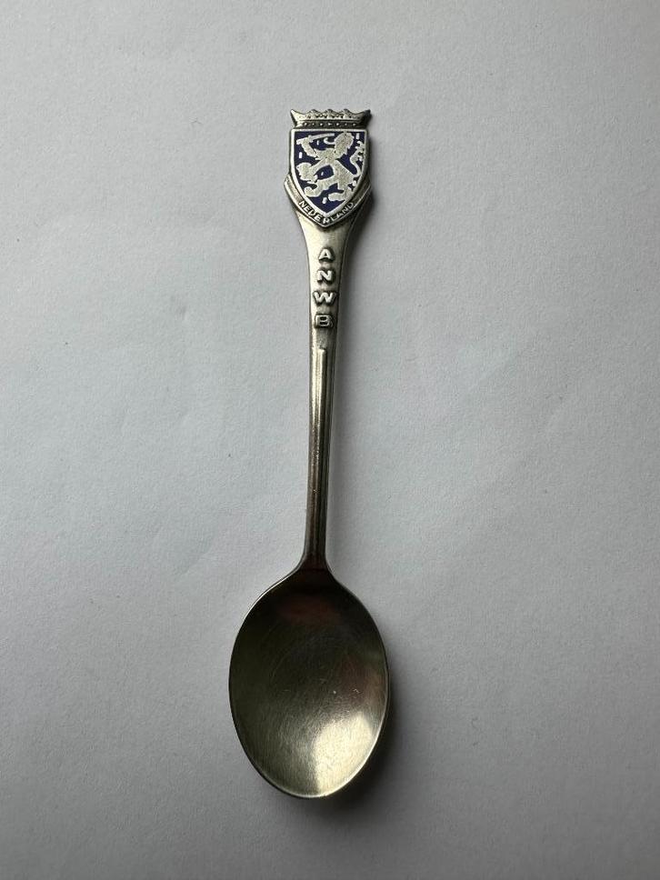 Verzilverd ANWB lepeltje met emaille. Theelepeltje lepel., Antiek en Kunst, Antiek | Bestek, Ophalen of Verzenden