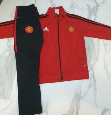 Manchester United trainingspak Adidas maat 164 zgan beschikbaar voor biedingen
