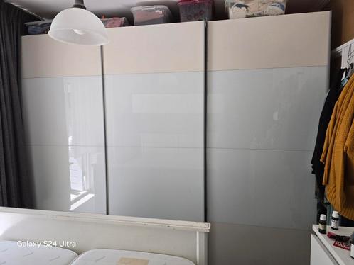 3 meter brede,60 cm diepe kledingkast, Huis en Inrichting, Kasten | Kledingkasten, Zo goed als nieuw, 200 cm of meer, 200 cm of meer