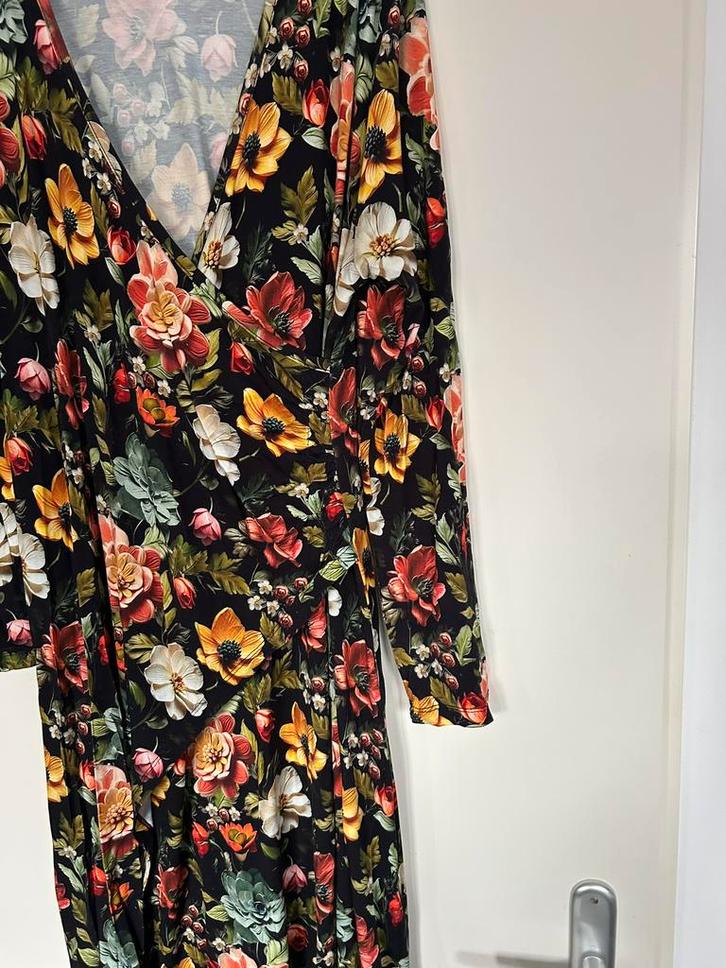 Mooie vrolijke jurk, Kleding | Dames, Jurken, Nieuw, Maat 46/48 (XL) of groter, Overige kleuren, Onder de knie, Ophalen of Verzenden