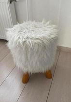 Mooie poef, Huis en Inrichting, Banken | Voetenbanken en Poefen, Ophalen of Verzenden, Zo goed als nieuw, Rond, Minder dan 50 cm