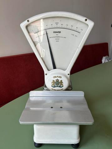 Olland vintage weegschaal uit apotheek beschikbaar voor biedingen
