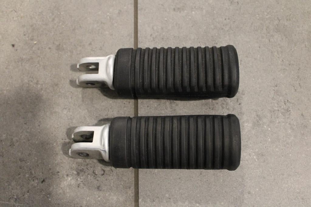 Harley Davidson Footpegs Low rider  M8 Softail, Ophalen of Verzenden, Zo goed als nieuw