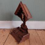 Lucky Vintage antiek handgemaakt altaartje met crucifix, Antiek en Kunst, Antiek | Religie, Ophalen of Verzenden