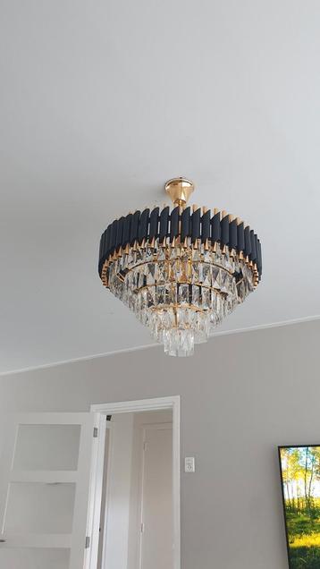 2x plafondlampen  beschikbaar voor biedingen