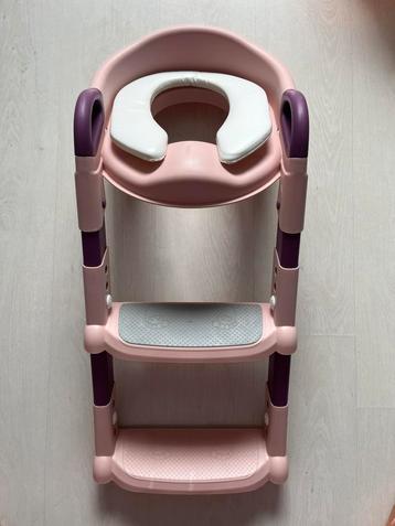 Toiletverkleiner met trapje – roze/paars beschikbaar voor biedingen