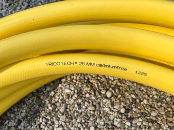 Nieuwe TRICOTECH 25 X 32 mm waterslang. beschikbaar voor biedingen