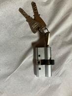 Lips Octro veiligheidscinder met 3 sleutels ( nieuw), Doe-het-zelf en Verbouw, Hang- en Sluitwerk, Ophalen of Verzenden, Nieuw