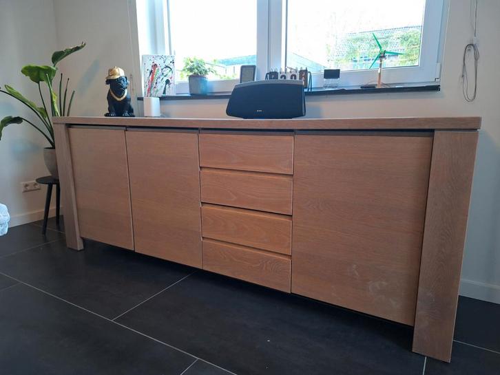 Houten dressoir met lades en deuren, Huis en Inrichting, Kasten | Dressoirs, Gebruikt, 200 cm of meer, 25 tot 50 cm, Met lade(s)