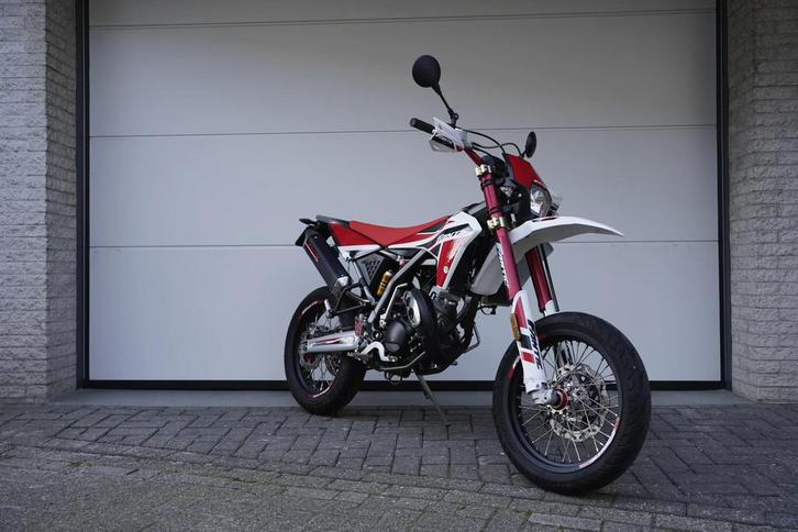 Fantic 50 Motard Supermoto Competition, Fietsen en Brommers, Brommers | Overige merken, Zo goed als nieuw, Ophalen