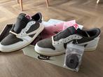Jordan 1 low Travis Scott 47, Kleding | Heren, Overige kleuren, Sportschoenen, Nike, Nieuw