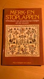 Merk- en stoplappen / schoolwerk van Amsterdamse meisjes uit, Ophalen of Verzenden