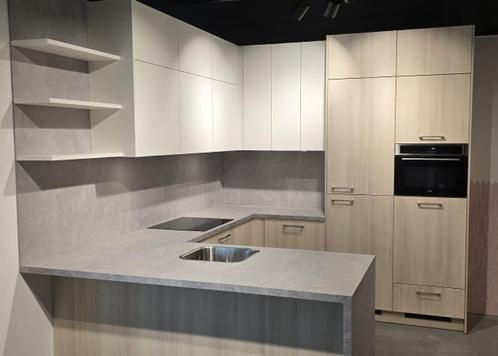 NIEUWE BRUYNZEEL Keuken incl. Apparaten / INNOVARE OUTLET, Huis en Inrichting, Keuken | Complete keukens, Nieuw, U-keuken, Bruin