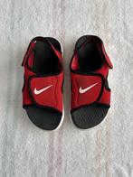 rood met zwarte Nike sandalen maat 31, Kinderen en Baby's, Babykleding | Schoentjes en Sokjes, Schoentjes, Jongetje, Zo goed als nieuw
