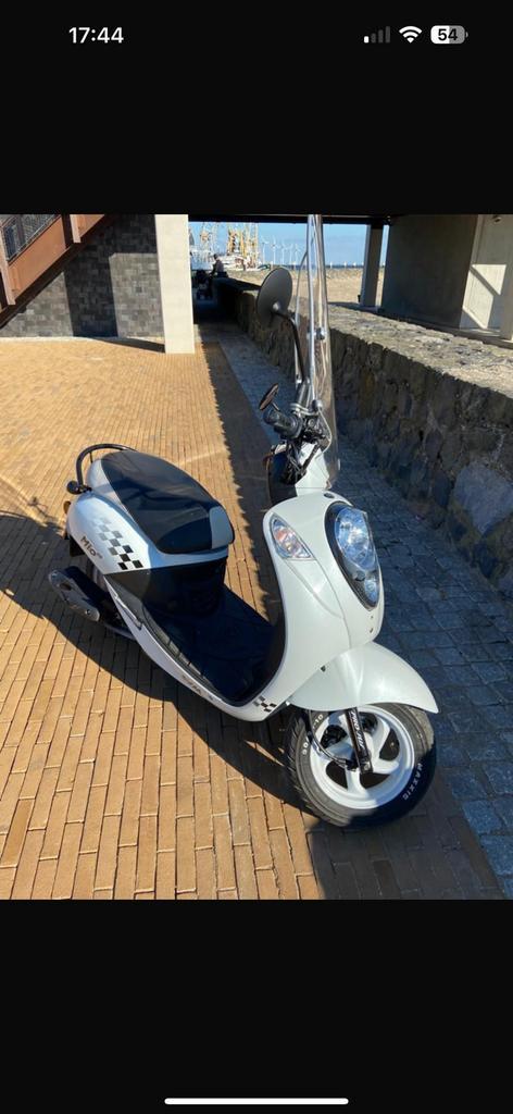 Mooie Mio uit 2014, Fietsen en Brommers, Scooters | SYM, Zo goed als nieuw, Mio, Ophalen