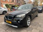 BMW X1 2.0i sDrive - 2012 - APK 04/2026 - MOOIE AUTO!, 1800 kg, Zwart, 4 cilinders, Zwart