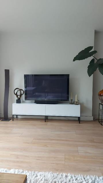 Tv meubel, wit, lengte 180 cm