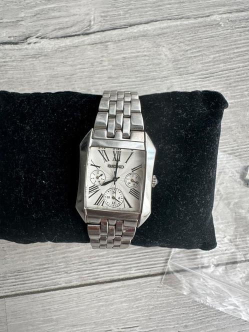 SEIKO SKY737P1 met blauwe wijzers, Sieraden, Tassen en Uiterlijk, Horloges | Dames, Zo goed als nieuw, Seiko, Staal, Leer, Ophalen of Verzenden