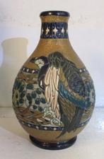 zeldzame art deco Amphora vaas met een gier groot model, Antiek en Kunst, Antiek | Keramiek en Aardewerk, Ophalen