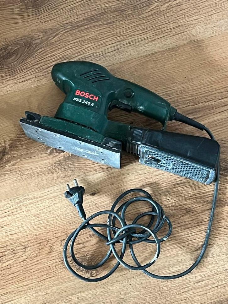 Bosch PSS 240 A Vlakschuurmachine, Doe-het-zelf en Verbouw, Gereedschap | Schuurmachines, Gebruikt, Vlakschuurmachine, Minder dan 600 watt