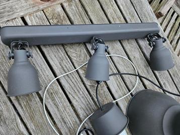 Ikea Hektar 3-spots plafondlamp inclusief lampen  beschikbaar voor biedingen