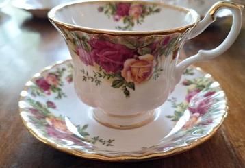 Royal Albert Old Country Roses Kop en Schotel beschikbaar voor biedingen