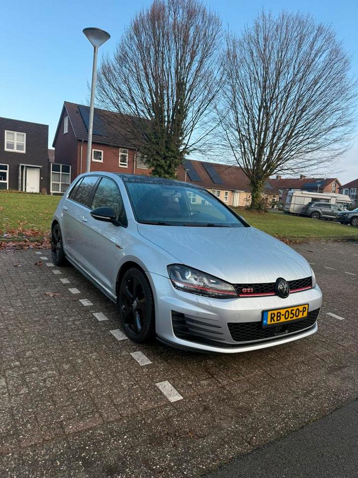 Volkswagen Golf 7 GTI 2.0 TSI DSG – 92.800 km – Zeer net, Auto's, Volkswagen, Particulier, ABS, Airbags, Airconditioning, Bluetooth