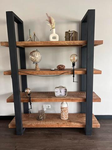 Roomdivider Wandmeubel - Industrieel Design beschikbaar voor biedingen