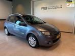 Renault Clio Estate 1.2 TCE SELECTION BUSINESS/AIRCO/ISOFIX/, Auto's, Renault, Voorwielaandrijving, Gebruikt, Zwart, 4 cilinders