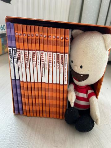 Borre boekjes groep 2 + box en knuffel beschikbaar voor biedingen