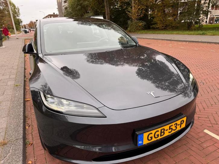 Tesla Model 3 2024 Grijs, Auto's, Tesla, Particulier, Model 3, Elektrisch, Sedan, Automaat, Origineel Nederlands, Zilver of Grijs