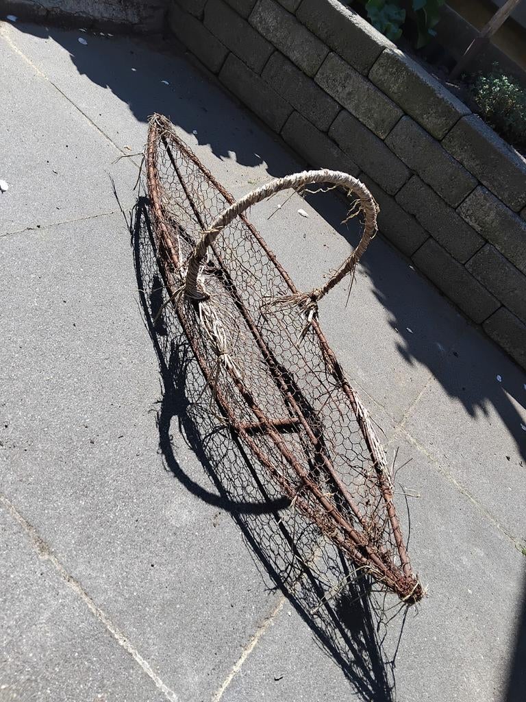 Langwerpige metalen mand voor bloemschikken of decoratie, Ophalen, Overige materialen, Gebruikt, Mand