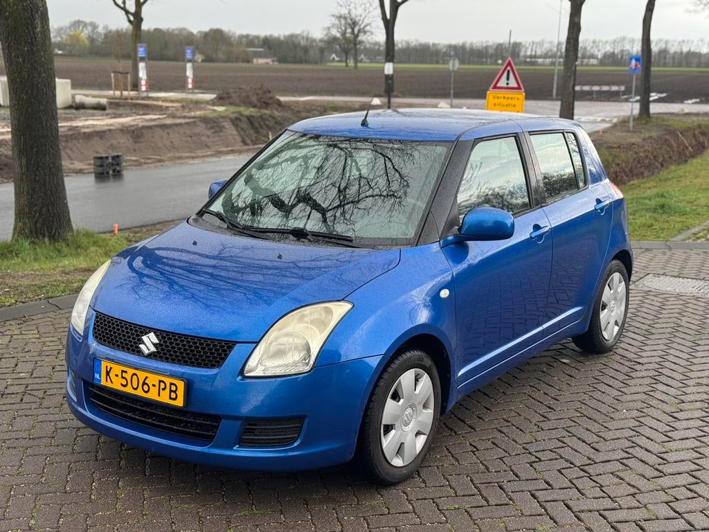 Suzuki Swift 1.3 5D 2009 NIEUWE APK, Voorwielaandrijving, 40 €/maand, Swift, Bedrijf